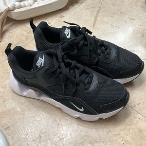 Nikes shoes.  Size 8